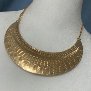 Elegant Gold Necklace